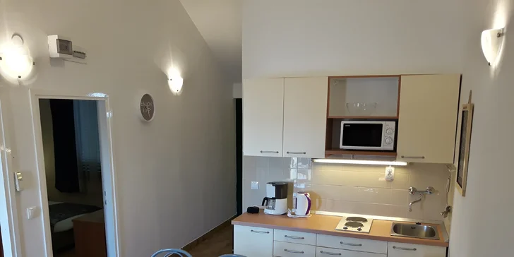 Dovolenka pri Splite: apartmány pre 2-6 osôb v plne vybavenom rezorte
