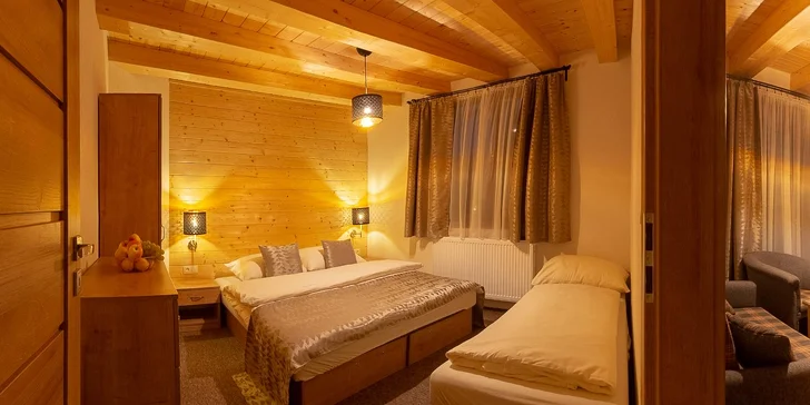 Pobyt v rodinnom Resorte Villa Flora***: neobmedzený vstup do bazéna aj variant s privátnym wellness
