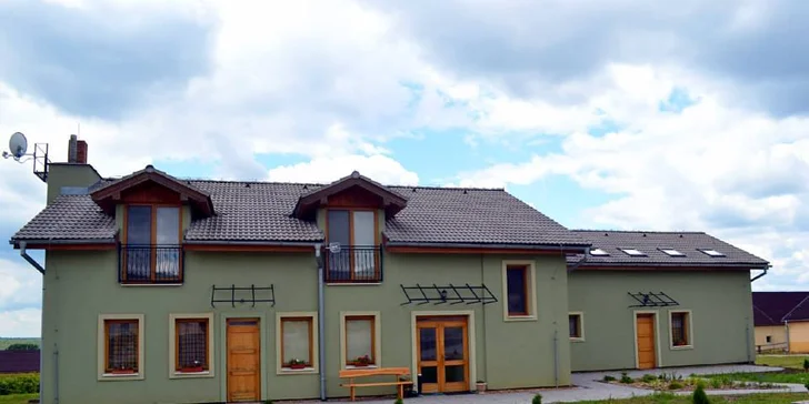 Zážitková dovolenka v prekrásnom rodinnom penzióne na BIO FARME Zlatý Hýľ na úpätí Volovských vrchov