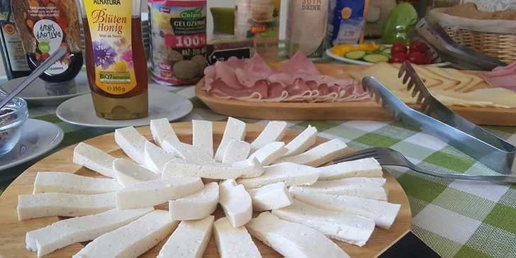 Zážitková dovolenka v prekrásnom rodinnom penzióne na BIO FARME Zlatý Hýľ na úpätí Volovských vrchov