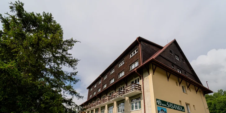 Perfektný pobyt pod Tatrami: raňajky a sauna