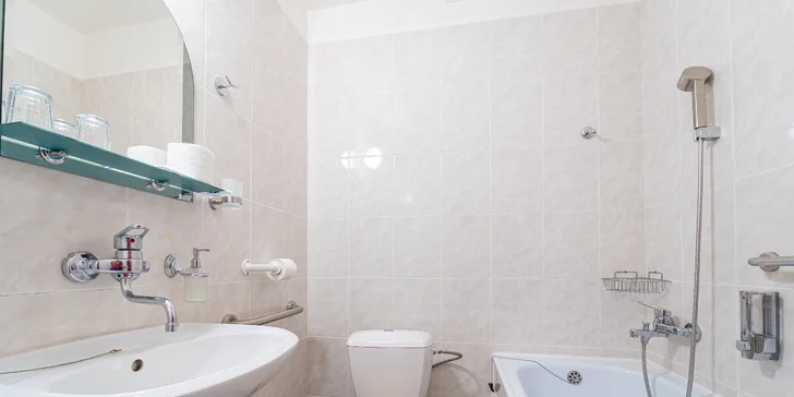 Perfektný pobyt pod Tatrami: raňajky a sauna