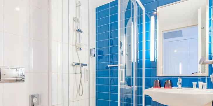 4* hotel v centre Budapešti neďaleko termálnych kúpeľov: moderné izby a raňajky