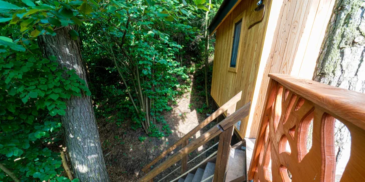 Jedinečné a zážitkové ubytovanie v stromodome "Treehousepinea" s raňajkami v piknikovom košíku
