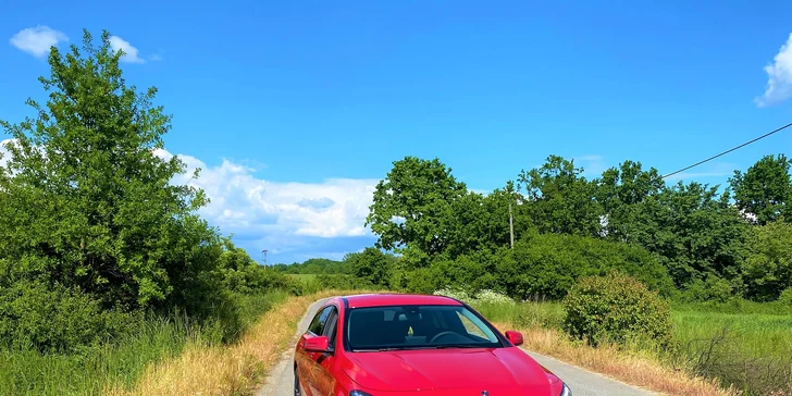 Zažite jazdu snov na parádnom Mercedese – prenájom vozidla na 1 až 7 dní