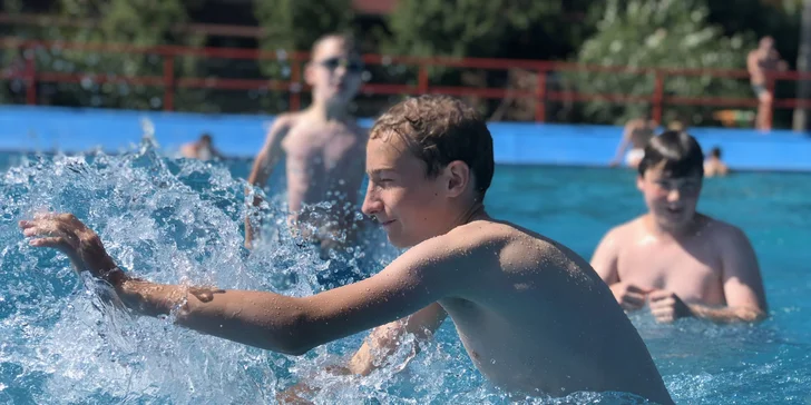 Nadupaná zábava na dennom detskom bowlingovom tábore v Žiline