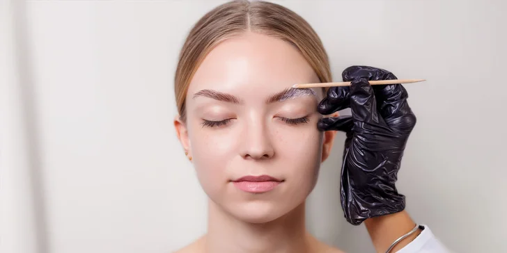 Krása nepočká! Lash lifting mihalníc a laminácia obočia v salóne Timea