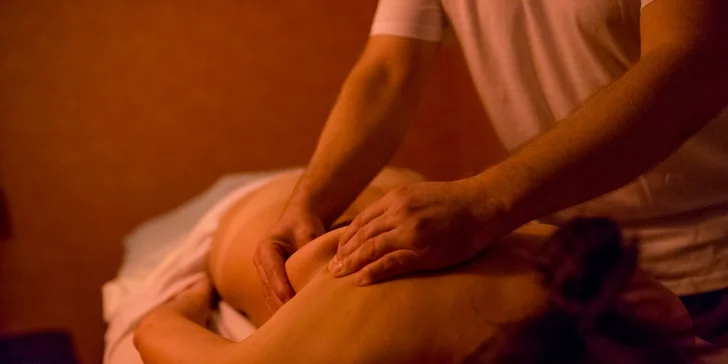Relaxačné masáže a vstupy do fínskej a parnej sauny v Sauna La Vita