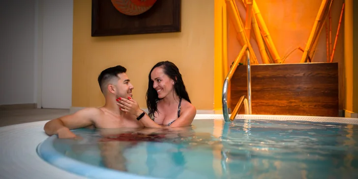 Privátny dvojhodinový vstup do wellness aj s masážou pre dve osoby