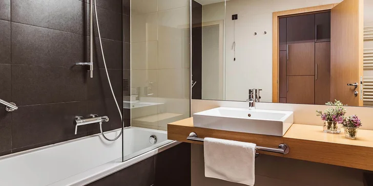 Dovolenka v Chorvátsku: 4* hotel so stravou a neobmedzeným vstupom do aquaparkov