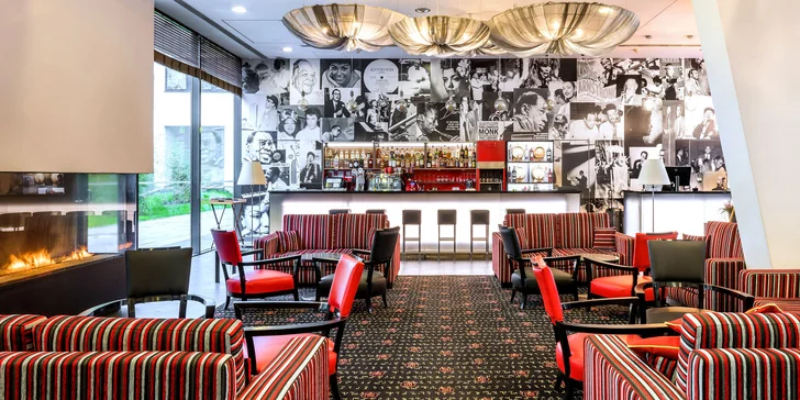 Dovolenka v Prahe: moderný hotel na Smíchove, raňajky aj terasa vo vnútrobloku