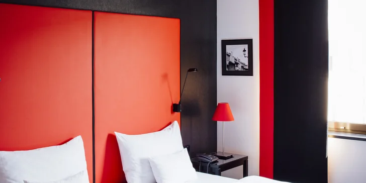 Dovolenka v Prahe: moderný hotel na Smíchove, raňajky aj terasa vo vnútrobloku