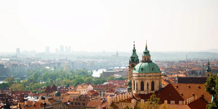 Dovolenka v Prahe: moderný hotel na Smíchove, raňajky aj terasa vo vnútrobloku