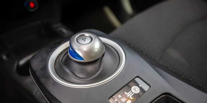 Prenájom elektromobilu Nissan LEAF na 1-7 dní bez obmedzení kilometrov a nabíjania