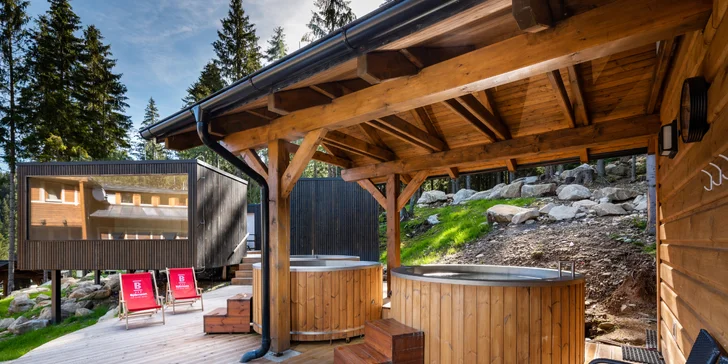 Dovolenka uprostred lesa v nových, unikátnych Björnson Tree Houses*** s exteriérovým wellness