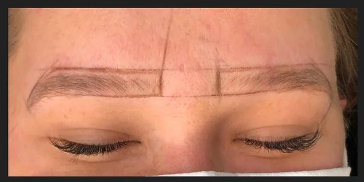 Lash lifting a laminácia, úprava obočia, 3D mihalnice alebo microblading