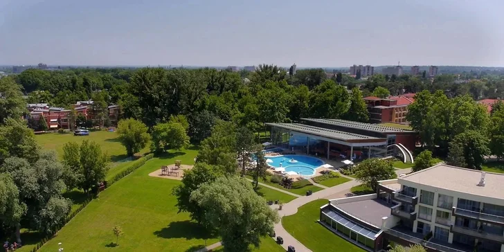 Wellness pobyt pri Balatone s polpenziou v Hoteli Azúr****