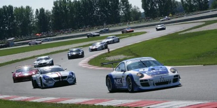 99 eur za adrenalínovú jazdu na vozidle Safety Car okruhu SLOVAKIA RING - Mercedes SLK 55 AMG! Zľava 61%!