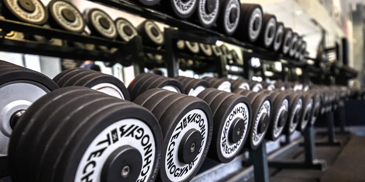 Cvičte celý mesiac bez obmedzení: Permanentka do Fitness & Gym MAXIMUS
