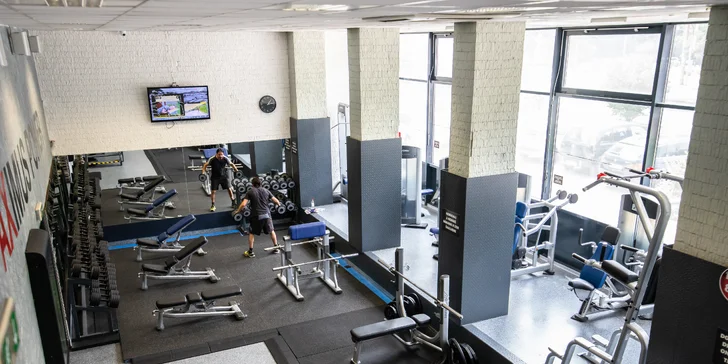 Cvičte celý mesiac bez obmedzení: Permanentka do Fitness & Gym MAXIMUS