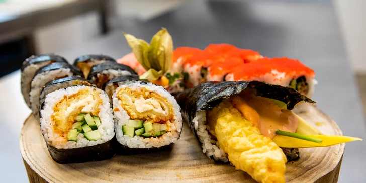 SUSHI BONSAI: Lahodný sushi set s polievkami Tom Ka Gai pre 2 osoby