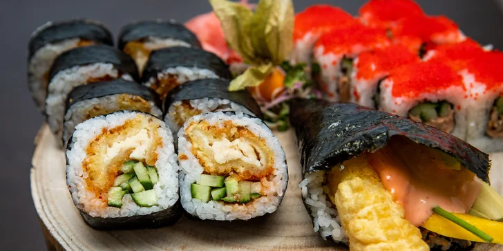 SUSHI BONSAI: Lahodný sushi set s polievkami Tom Ka Gai pre 2 osoby