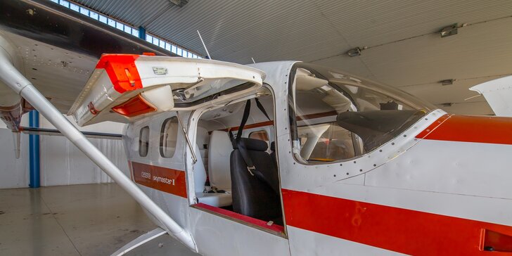 Nezabudnuteľný poznávací let na dvojmotorovom lietadle so skúseným pilotom - inštruktorom pre 2 alebo 4 osoby