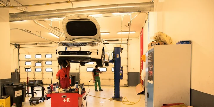 Dezinfekcia, servis a plnenie klimatizácie vo vašom aute