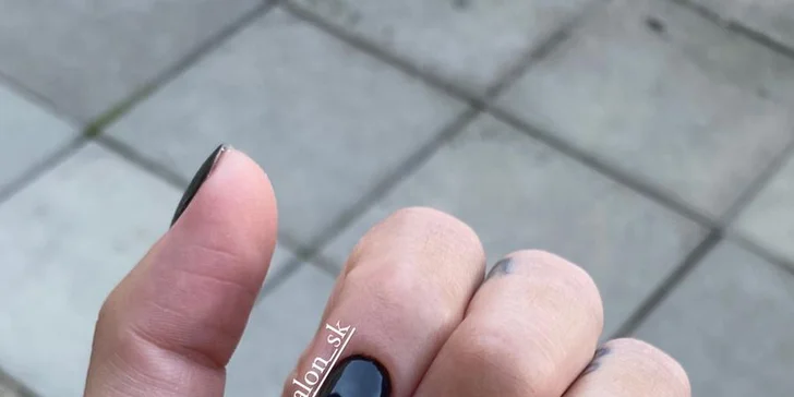 Získajte ukážkovo krásne ruky až na niekoľko týždňov vďaka gél laku