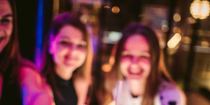 Štýlový hotel v Prahe: luxusné izby, veľká terasa, raňajky alebo polpenzia