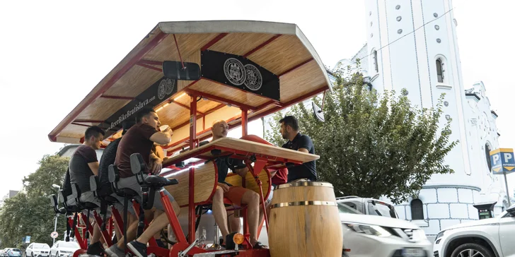 Pivo či prosecco a bicykel pre celú partiu? To je Beer Bike!
