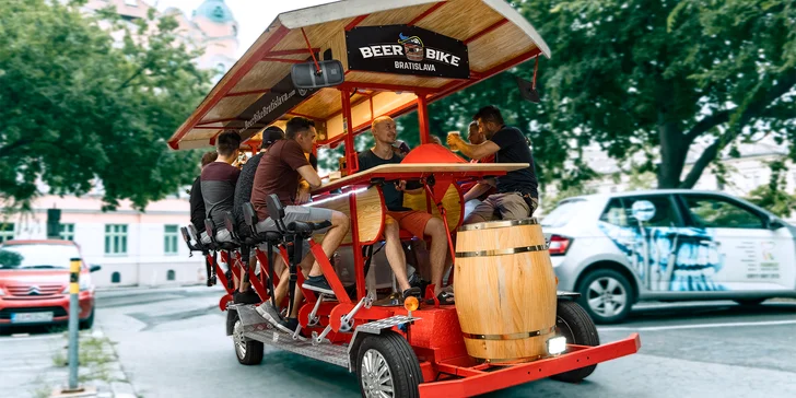 Pivo či prosecco a bicykel pre celú partiu? To je Beer Bike!