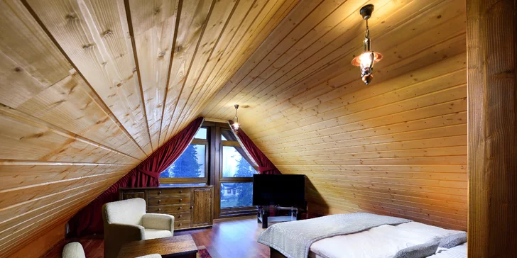 Dych berúce výhľady, jedinečná poloha v samotnom srdci Štrbského Plesa a omnoho viac v luxusnom High Tatras Chalete