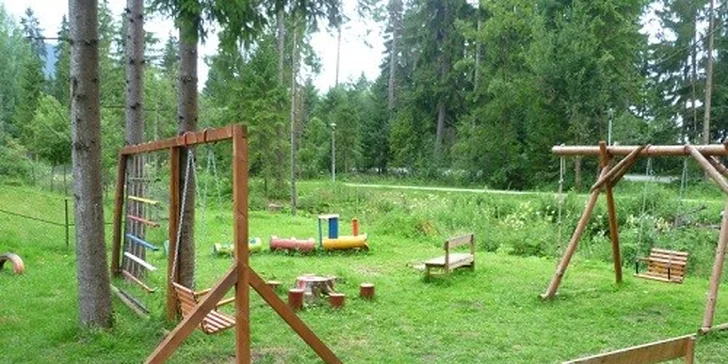 Pobyt v Nízkych Tatrách pre 2 osoby a zľava do GINO PARADISE Bešeňová