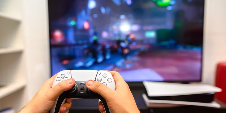 Zabavte sa v herni na PS4, PS5, retrokonzole alebo vo virtuálnej realite