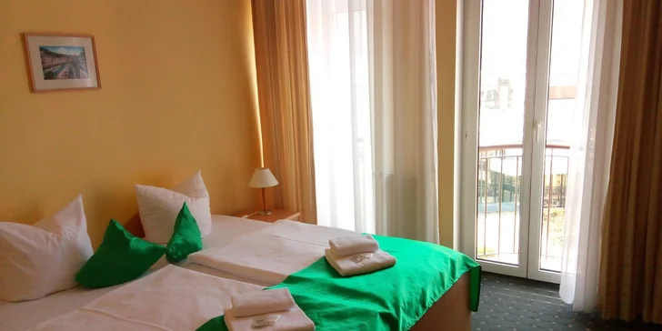 4* pobyt v centre Karlových Varov: ubytovanie s raňajkami alebo polpenziou až pre 3 osoby