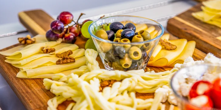 Vychutnajte si víkendový pobyt v Hoteli Ring*** s polpenziou a wellness