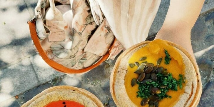 Soupculture – polievka podľa výberu podávaná v jedlom chlebovom poháriku