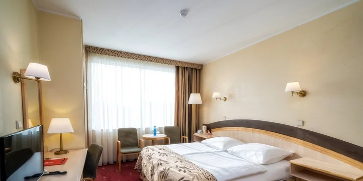 4* pobyt v centre Vroclavu: hotel priamo pri rieke Odra, raňajky a možnosť sauny