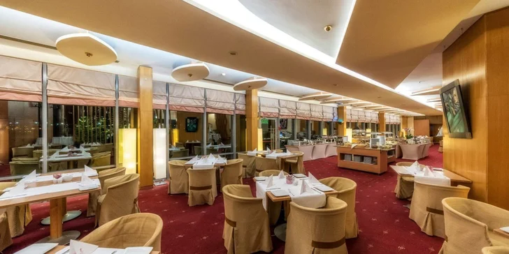 4* pobyt v centre Vroclavu: hotel priamo pri rieke Odra, raňajky a možnosť sauny