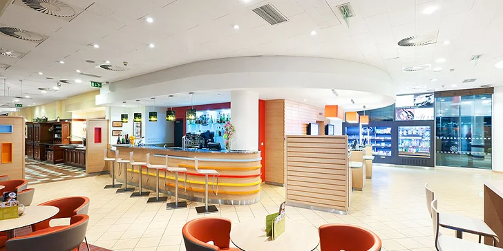 Moderný hotel v centre Prahy s raňajkami