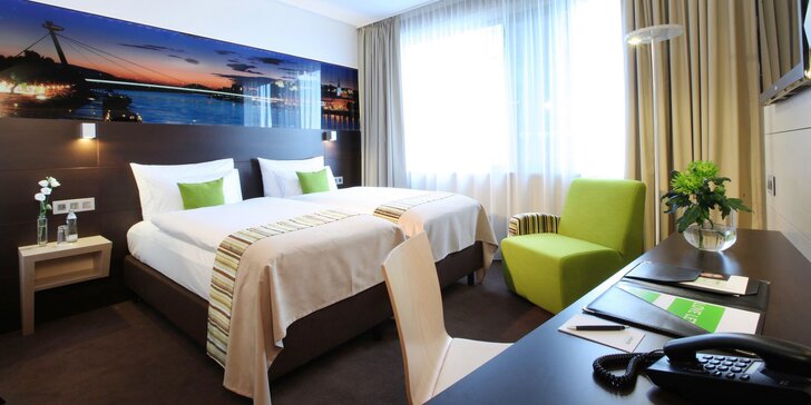 4* dovolenka v centre Bratislavy: hotel s raňajkami a barom na 13. poschodí