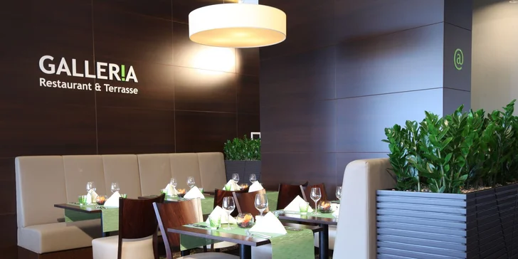 Dovolenka snov v centre Bratislavy: hotel s raňajkami a barom na 13. poschodí