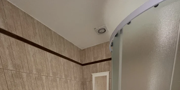 Zažite výnimočný pobyt neďaleko Oravskej priehrady: ubytovanie až pre 12 osôb s plne vybavenou kuchyňou a atrakciami pre celú rodinu