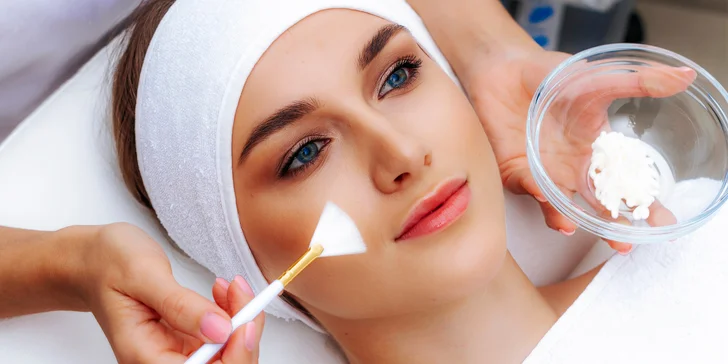 Vysoko účinné ošetrenie pleti - chemický peeling, caviar ANTI-AGE či mezoterapia