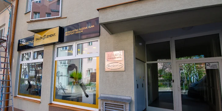 Predlžovanie vlasov Micro Ring pre blondíny aj brunety