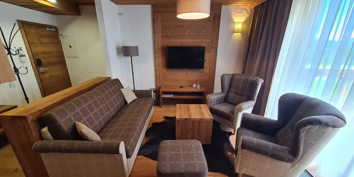 Pobyt v modernom apartmáne neďaleko Jasnej: plne vybavená kuchyňa, výhľad na hory a atrakcie v okolí
