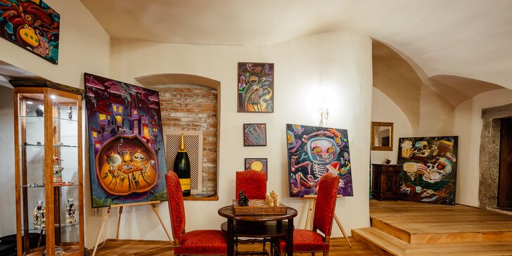 Tematické izby aj umelecké diela: pobyt priamo v centre Banskej Štiavnice