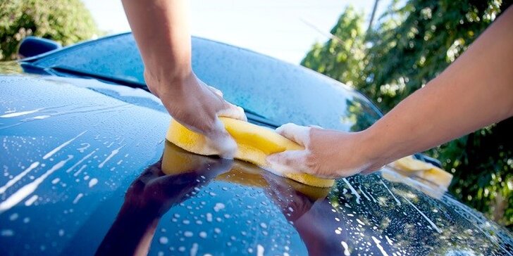 Dôkladné umytie alebo tepovanie vášho auta