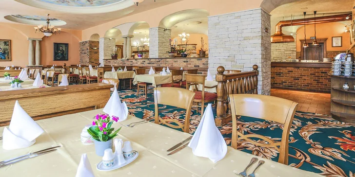 Luxusný pobyt v Karlových Varoch: 5* hotel s raňajkami a unikátnym Wellnesslandom